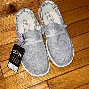 NWT hey dude Wendy linen iron size 5